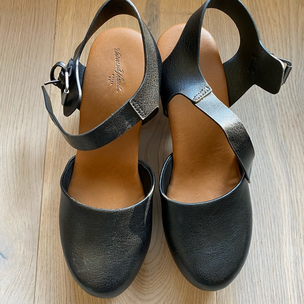 Marcia Heeled Clog - Universal Thread size 8.5